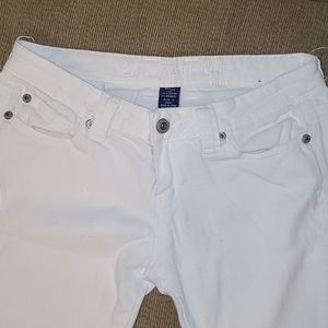 Blue Asphalt jeans all white.